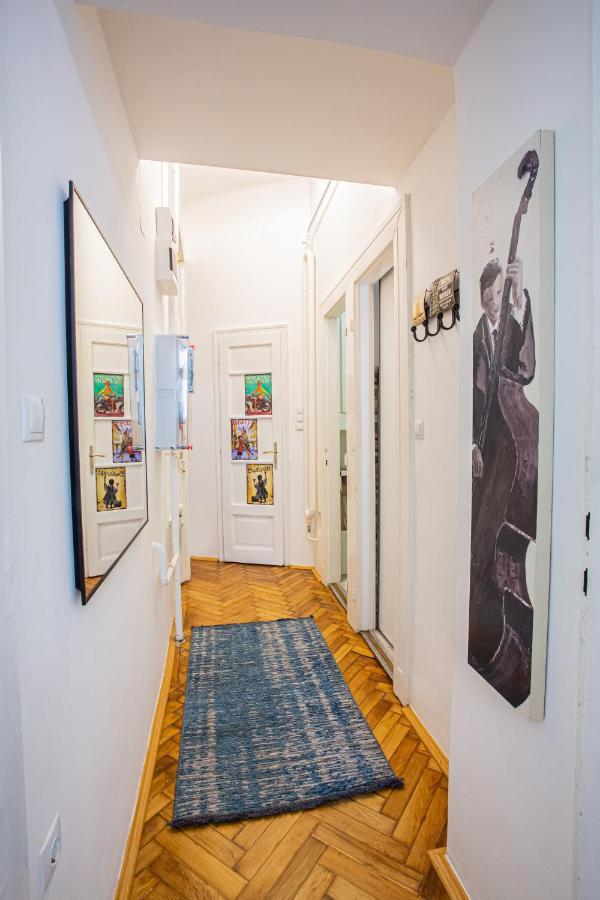Apartment Vaci Street *
