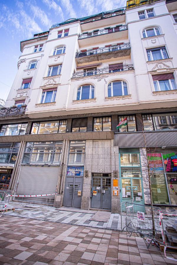 Vaci Street * Budapeste