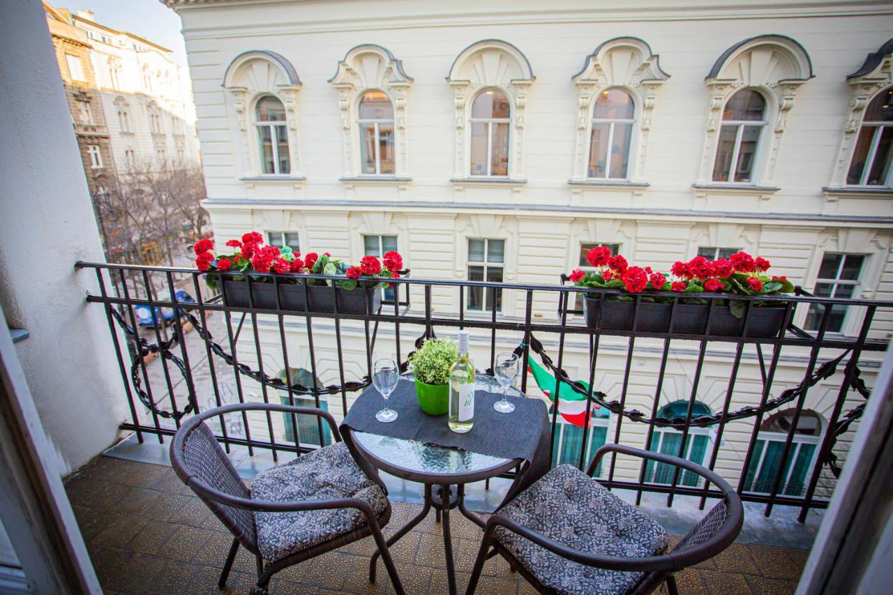 Vaci Street Apartamento *